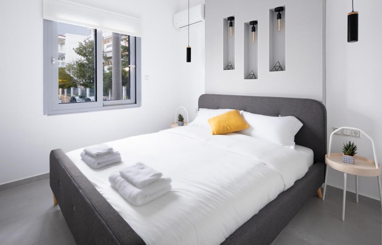 Andos Cozy & Luxury Upgraded Apartments เอเธนส์ ภายนอก รูปภาพ