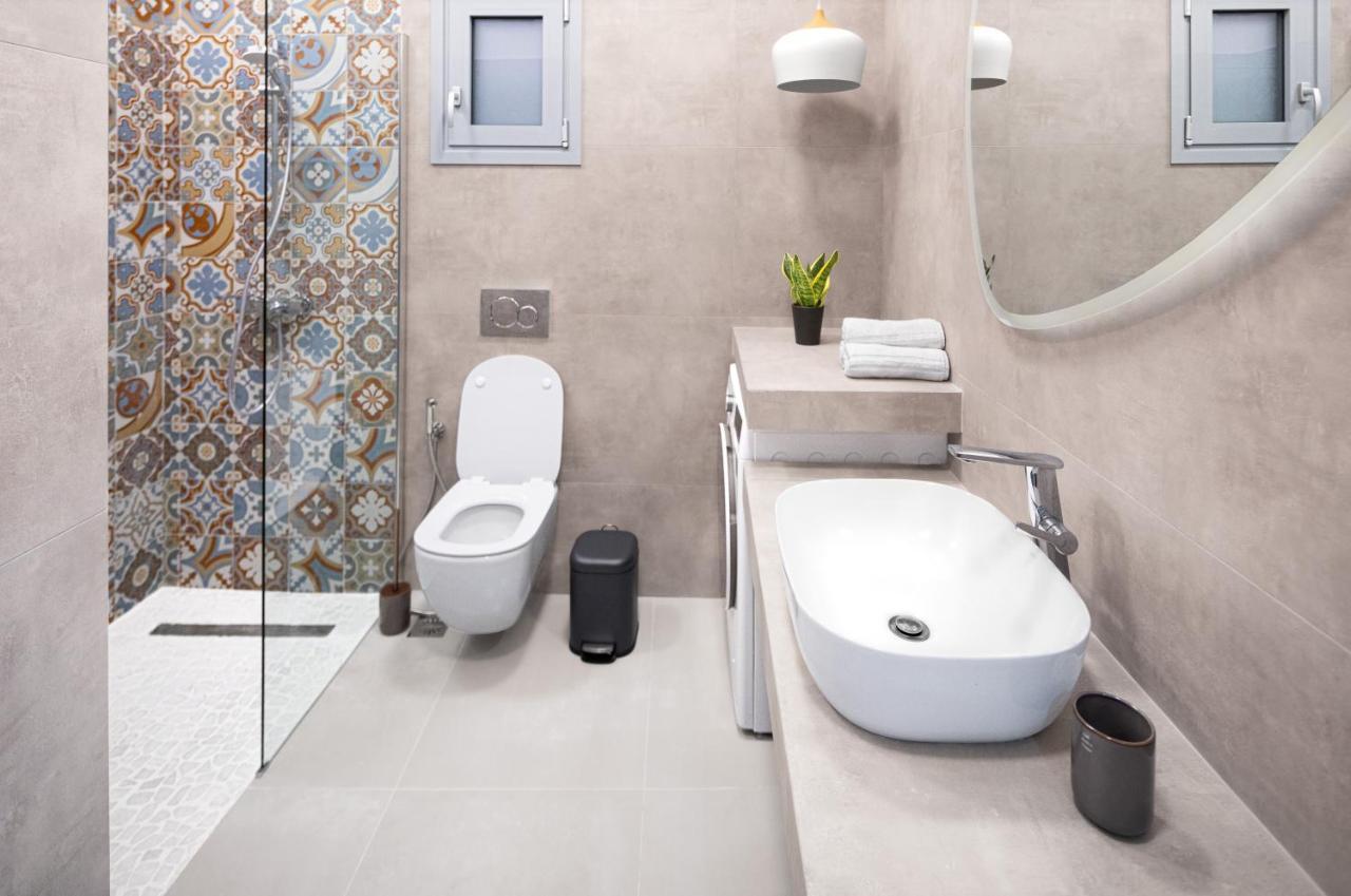 Andos Cozy & Luxury Upgraded Apartments เอเธนส์ ภายนอก รูปภาพ