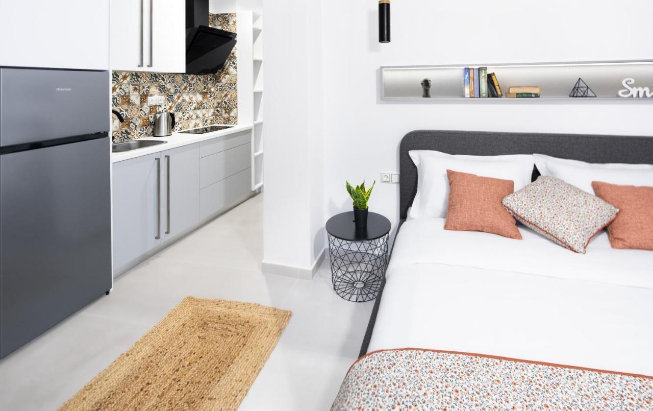 Andos Cozy & Luxury Upgraded Apartments เอเธนส์ ภายนอก รูปภาพ